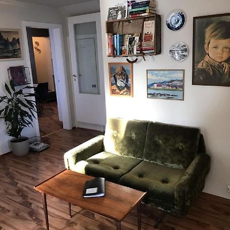 Guesthouse Hvitahusid Akureyri Zewnętrze zdjęcie
