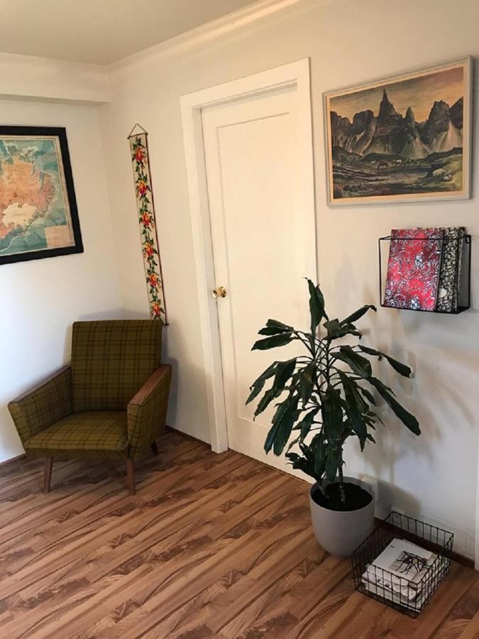 Guesthouse Hvitahusid Akureyri Zewnętrze zdjęcie